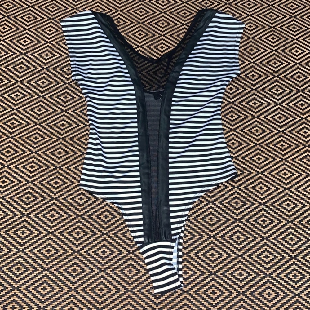 BODYSUIT